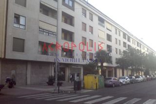 Lloguer Local Comercial  Avenida el ferial. Local alquiler en avenida el ferial, 107 casas de la ría