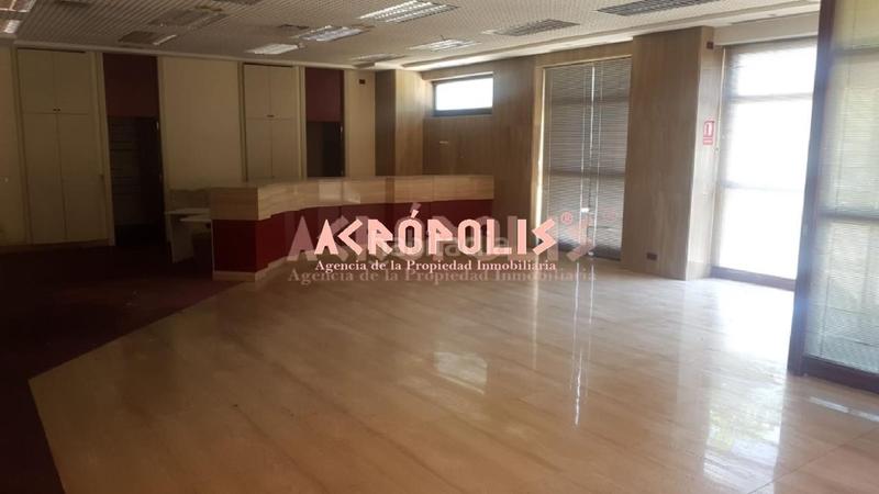 Foto 61fd29d5-77be-4c37-acf3-6c7c82b54581. Affitto locale commerciale in Magaz de Cepeda