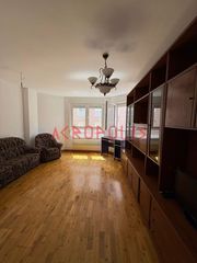 Pis a San Claudio - La Chantría. Venta de piso en la chantria