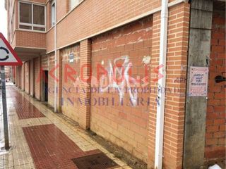 Local Comercial en Benavente. Local luis moran 61 1c venta
