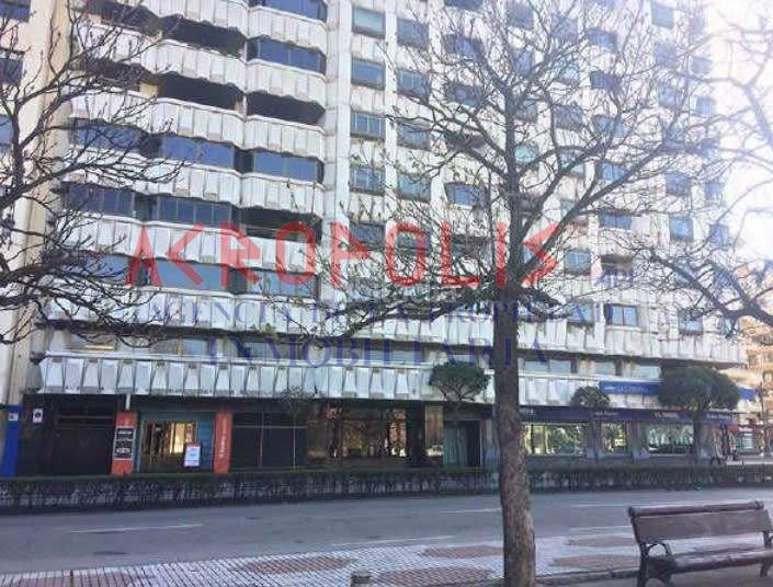Foto 9aa3c0b4-42cf-4ab5-a799-f9f2d383e7b0. Local comercial a Centro Ciudad León