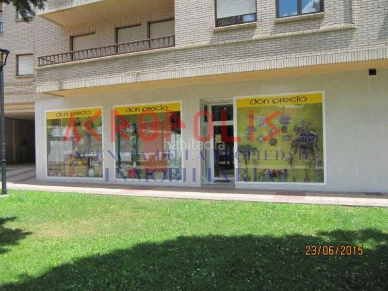 Foto eab8423d-4cfb-451b-9902-c632ea9f3179. Local comercial a Robla (La)