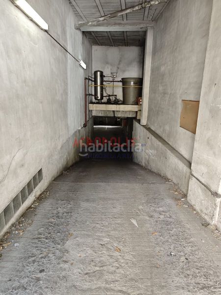 Foto 4212a43f-34d8-4ece-9f25-7e2ab5e386e2. Aparcament cotxe a Benavente