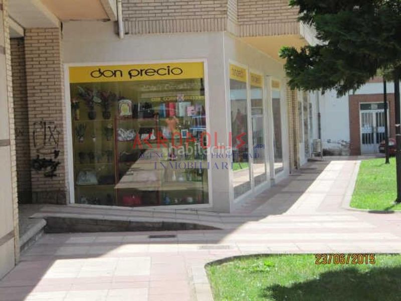 Foto b3f93d78-8524-4fef-9ee2-ca90f1d57916. Lloguer local comercial a Robla (La)