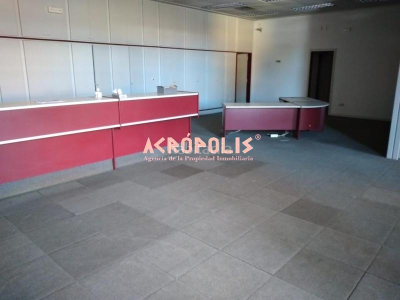 Foto fe68e588-d9d6-4be4-8628-d49100d96ce7. Alquiler local comercial en Pobladura de Pelayo García