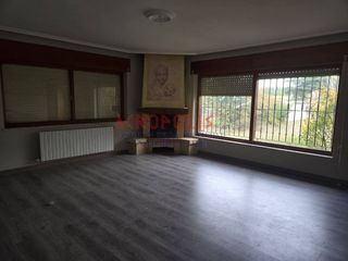 Chalet in Villarejo de Órbigo. Venta de chalet en veguellina de órbigo, león