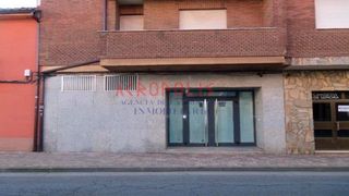 Local commercial à Santa María del Páramo. Venta de local comercial en santa maría del páramo, león