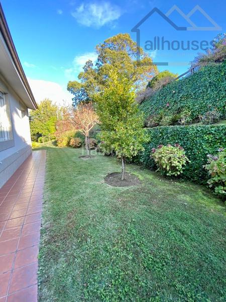 Foto c6b4acbd-aaee-40a3-b8af-dc0186032b89. Casa en Tui