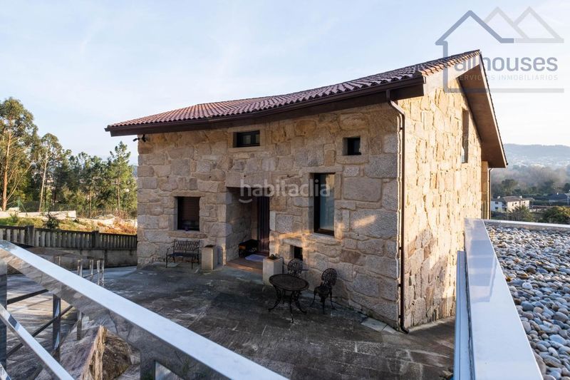 Foto 3616d1f2-43e3-41ca-9004-cc8aa2c2d5db. Xalet amb calefacció aparcament piscina a Tui