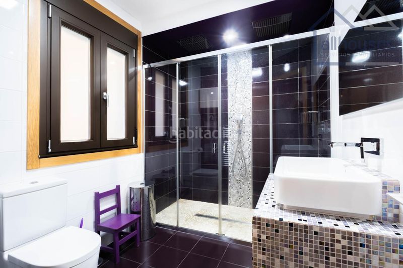 Foto 62c2ab16-8b55-4618-913e-7137fb68ad89. Xalet amb calefacció aparcament piscina a Tui