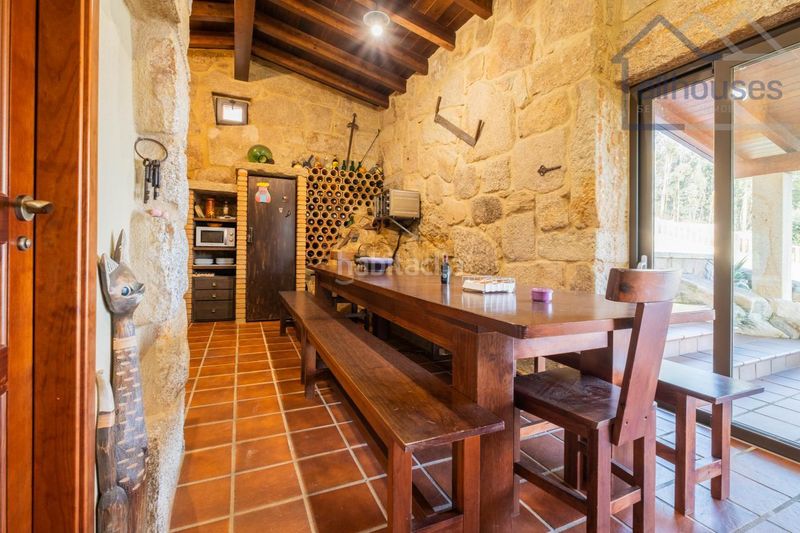 Foto 6e058bd7-9f0f-49f2-b7bf-7294a1ff9bb1. Xalet amb calefacció aparcament piscina a Tui