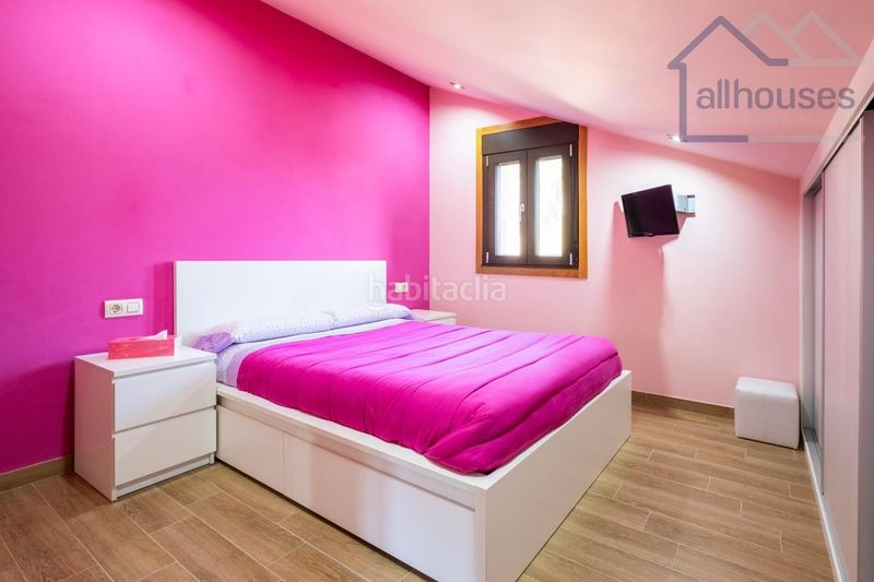 Foto 74fb734c-6581-404e-83c7-0ecf5cbb0159. Xalet amb calefacció aparcament piscina a Tui