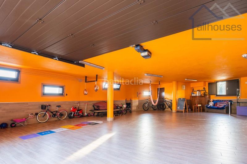 Foto 7cfb3db8-f495-4bc2-9281-0b5dac58489c. Xalet amb calefacció aparcament piscina a Tui