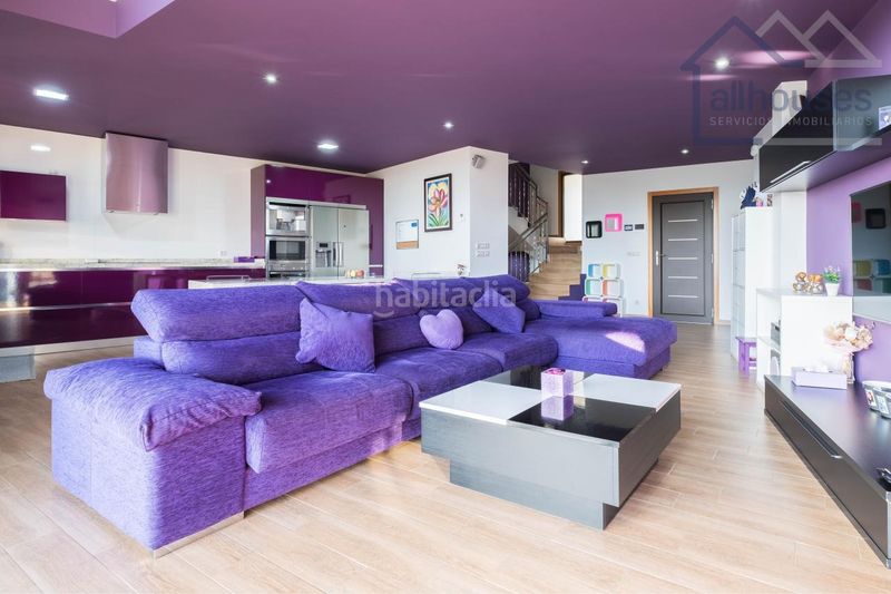 Foto 870ab632-6951-40d5-81ee-92b517a59851. Xalet amb calefacció aparcament piscina a Tui