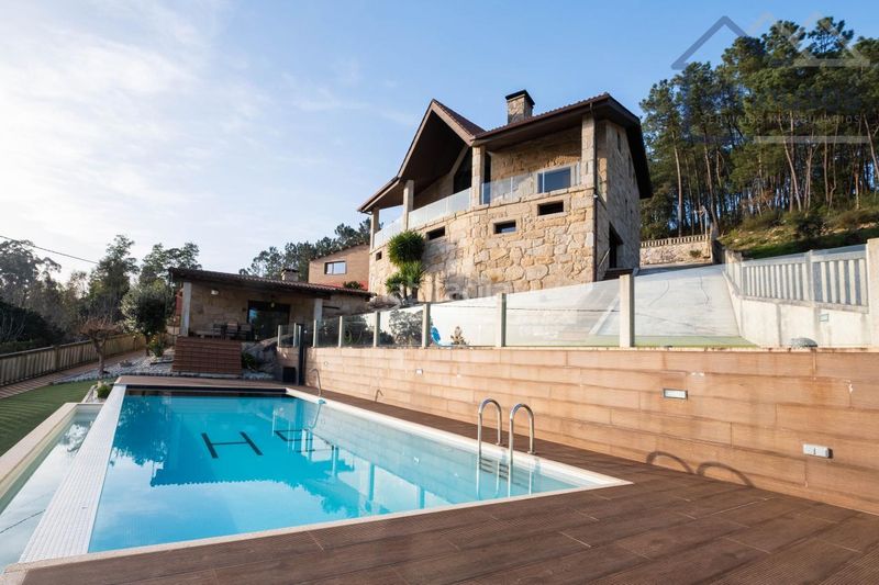 Foto e296008c-7c5a-41ff-b79a-105f92550939. Xalet amb calefacció aparcament piscina a Tui