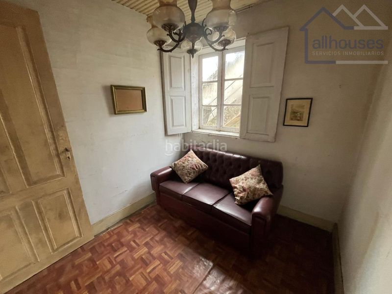 Foto 03e7a2b0-c9ce-4a36-930c-8d67aea892d7. Casa en Ponteareas