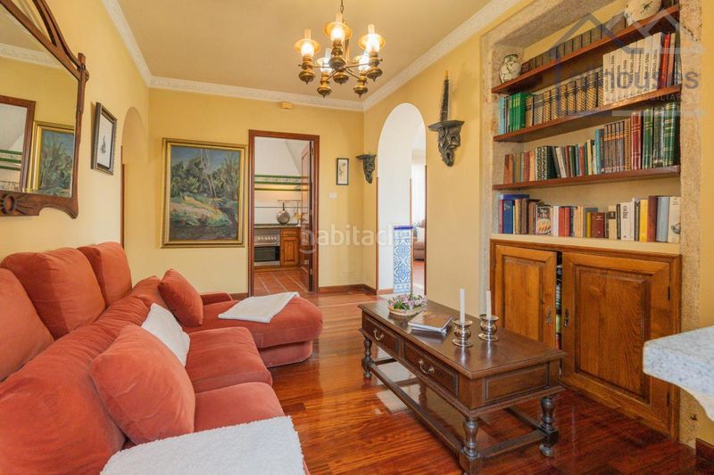 Foto f77458d8-c358-4b7e-86f5-d4c3c6f6338d. Casale con riscaldamento parcheggio in Guarda (A)