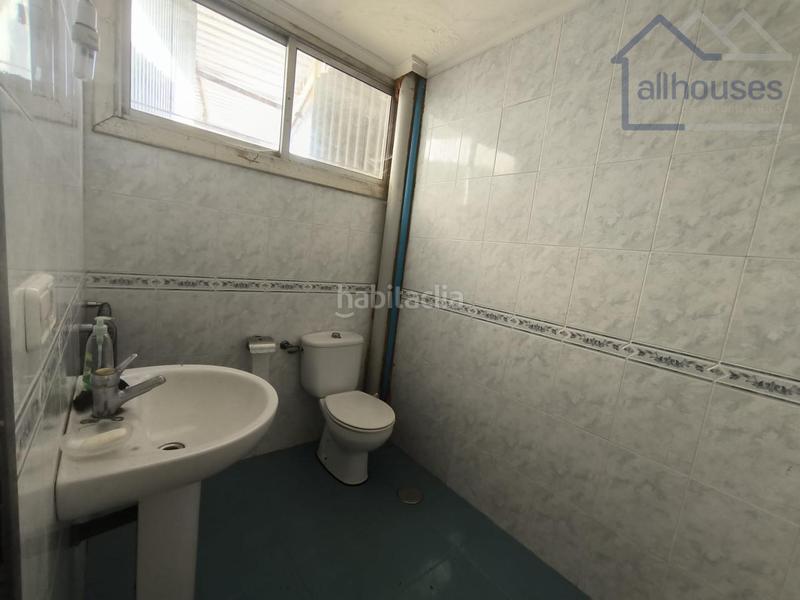 Foto b49b7f2b-42d8-42fc-9550-0578e058d705. Alquiler local comercial en Priegue Nigrán