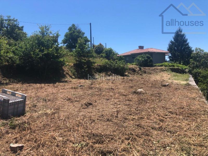 Foto eed15e52-d575-42d0-9721-49543da5c8a5. Terreny residencial a Tomiño