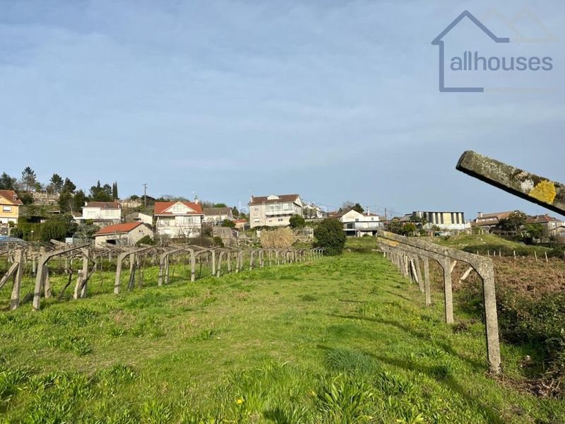 Foto 7149c391-91ea-4213-8f5c-6029ae91a0e2. Terreno residencial en Tui