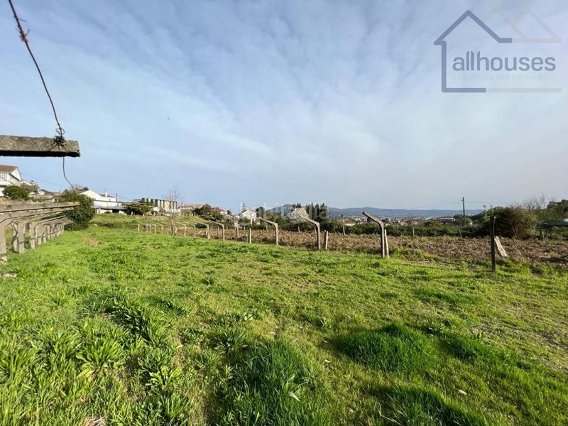 Foto 9a65b5ed-badb-4847-99f9-2606f0c76a1d. Terreno residencial en Tui