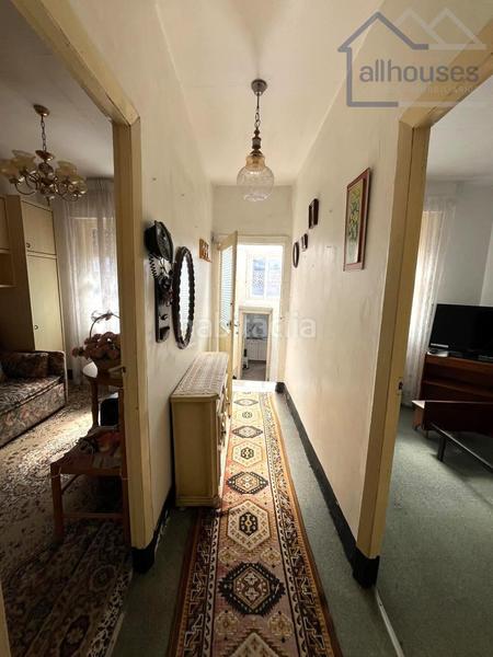 Foto 4f554887-f565-4c52-946b-a8f792008efe. Casa con riscaldamento in Cabral - Candeán Vigo