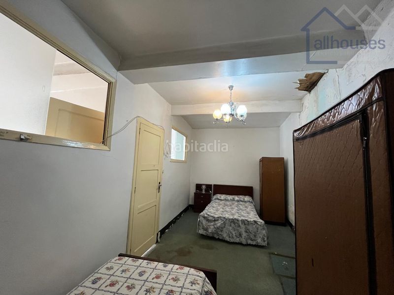 Foto 51c3b49c-153b-4377-a88d-3d3d3847ce16. Casa en Cabral - Candeán Vigo
