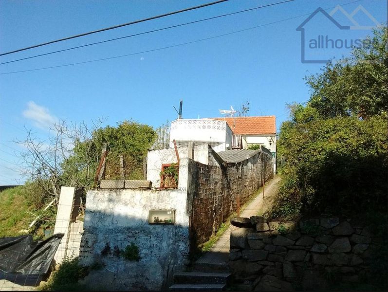 Foto 6fe4e284-7922-4970-992c-25cb2a62f996. Casa en Cabral - Candeán Vigo