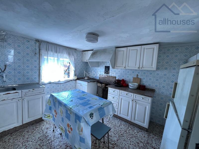 Foto b2335982-4a1f-4921-ad21-75dedc16b90d. Casa con riscaldamento in Cabral - Candeán Vigo