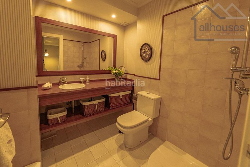 Foto b96ee396-5c86-4024-9249-ea345b6b531c. Xalet amb calefacció aparcament piscina a Oia