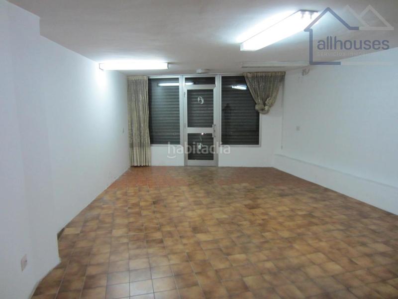 Foto b7f00280-b876-4c47-8e3d-82347c1d0528. Lloguer local comercial a As Travesas - Balaidos Vigo