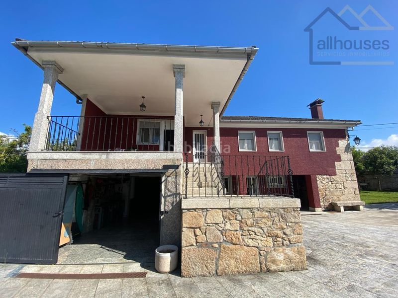 Foto e5fc1a06-a7cb-4fd4-aa68-e347b821c9b9. Casa amb aparcament a Tui
