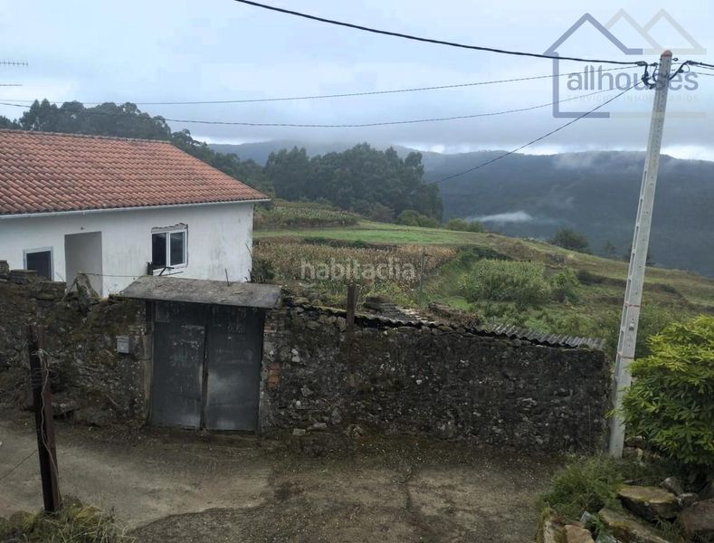 Foto e3286b99-ef6b-4d03-a5e8-d242684d29f5. Masia amb calefacció a Oia