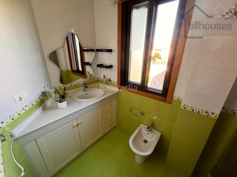 Foto 4847c39e-4b9c-4756-9e1c-8b85e038dc78. Casa aparellada amb calefacció aparcament a Darbo Cangas