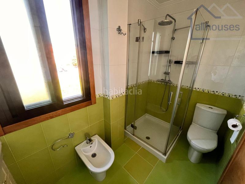 Foto 1093c2fe-371d-4e64-98e8-ac992c9dd244. Casa bifamiliare con riscaldamento parcheggio in Darbo Cangas
