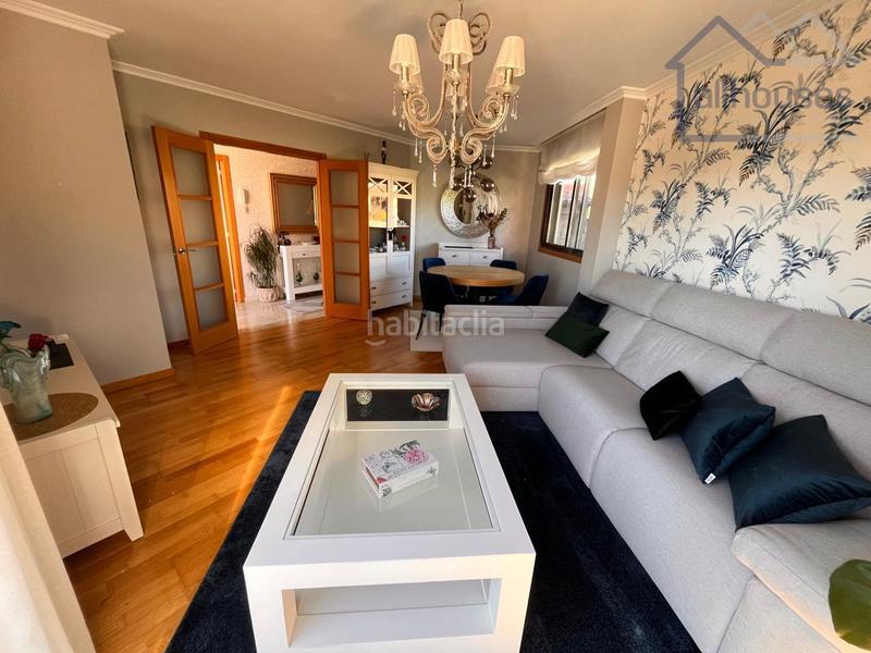 Foto 092a5f14-63ca-4c14-8003-9ee518236254. Casa pareada en Darbo Cangas