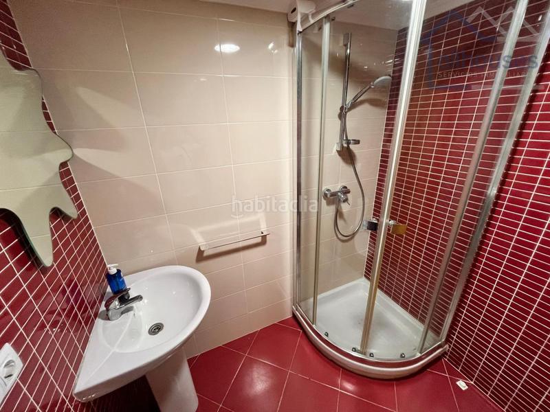 Foto 6ec270e0-06ce-400f-bcef-c12e53ad7209. Casa pareada en Darbo Cangas