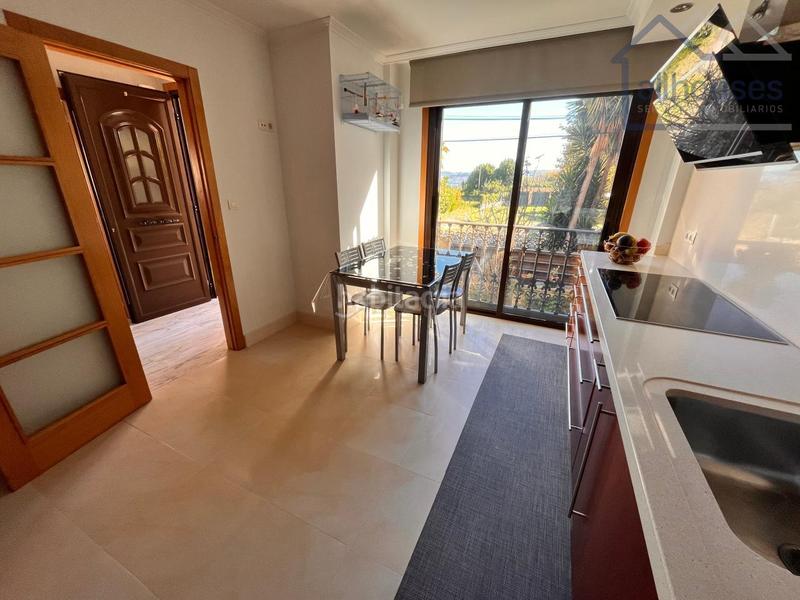 Foto d11e7534-5e74-4efc-b87c-ddfe1b794a77. Maison jumelée avec chauffage parking dans Darbo Cangas