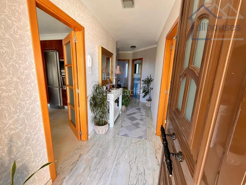 Foto bb73cabb-4912-4ba8-a19b-087fadb33eb2. Towny house with heating parking in Darbo Cangas