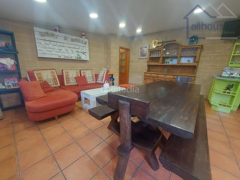Foto f4cf00ff-1dba-4bc5-86d3-b22eff8d7a3d. Lloguer casa amb calefacció aparcament a Teis Vigo
