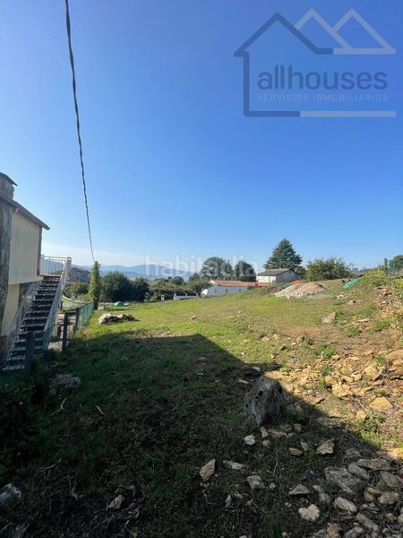 Foto eb233738-eb58-43cc-8581-0eb7d5b45d0a. Terreny residencial a Rosal (O)