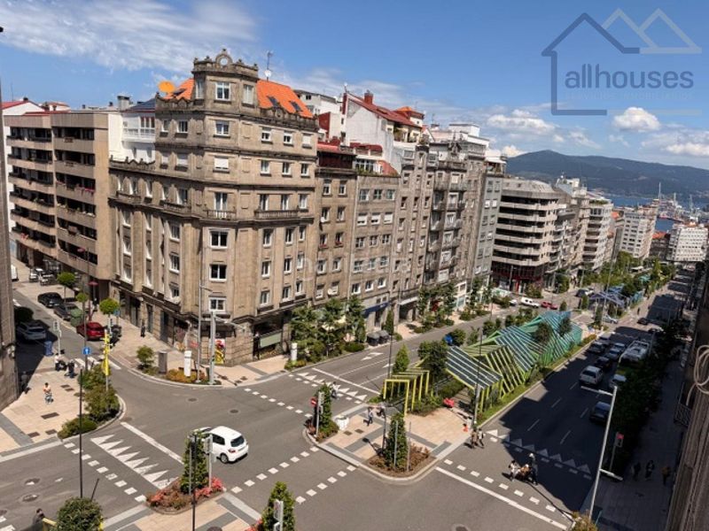 Foto 9f36f508-73aa-4a9e-a225-95f31d7656cf. Pis amb calefacció a Plaza España - Corte Inglés Vigo