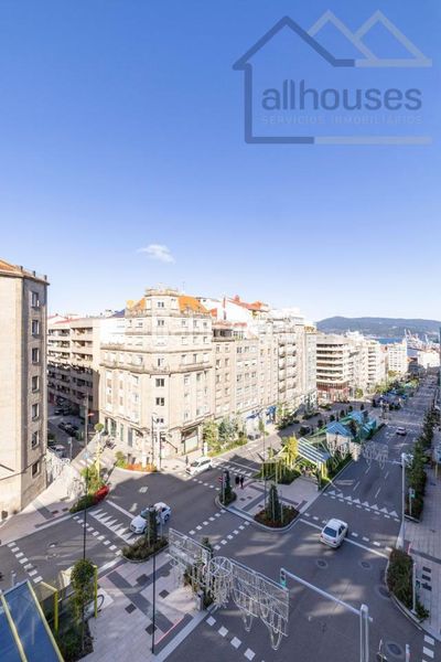 Foto b14eae97-ba29-402a-b6b2-2db77d5955da. Pis amb calefacció a Plaza España - Corte Inglés Vigo
