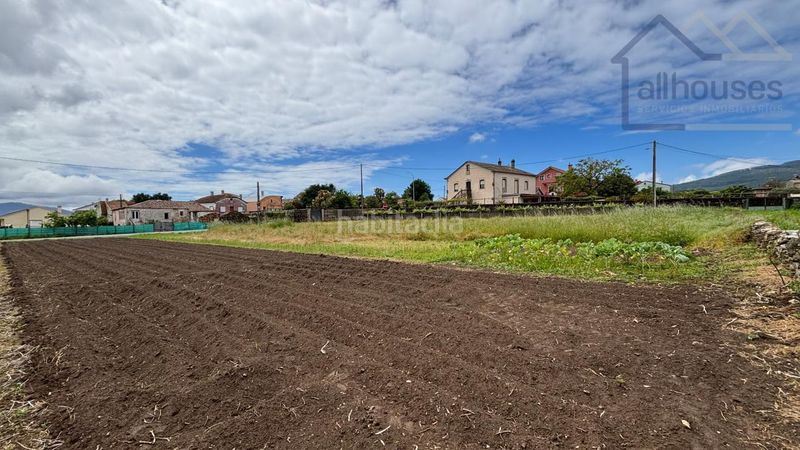 Foto d02c1544-fb04-4d01-a732-9f63b2234b16. Terreny residencial a Rosal (O)