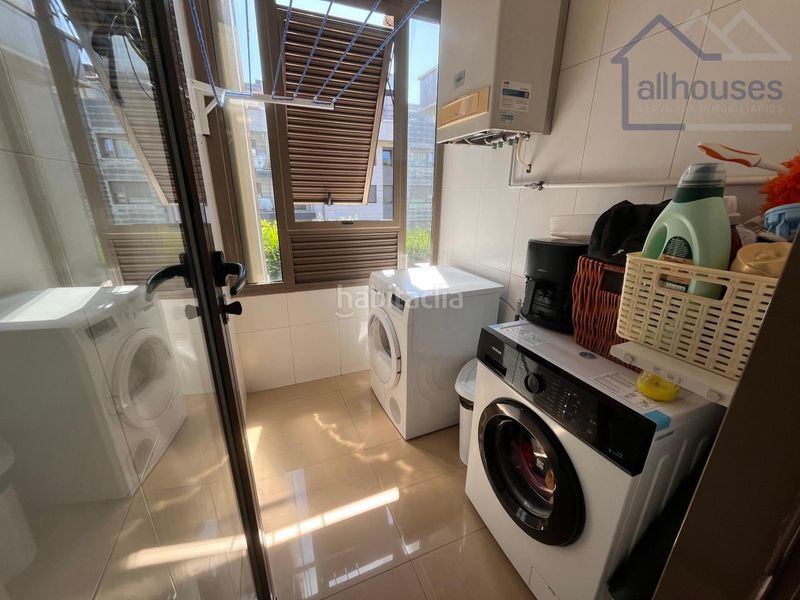 Foto 622b558b-fed7-4364-9905-d4997ec0ebff. Apartament a ignacio grobas 13 a Lavadores Vigo