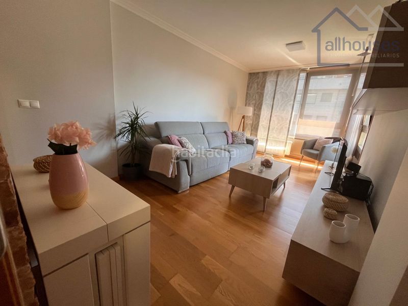 Foto e4b5b96a-a497-4b35-b57b-7ce2596d6bd3. Apartament a ignacio grobas 13 a Lavadores Vigo