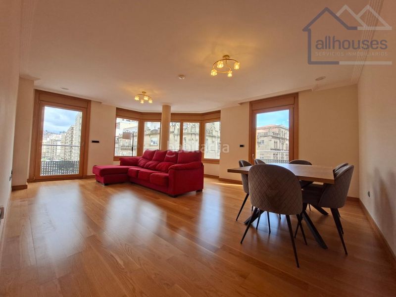 Foto 08216c9f-395e-4cae-9a1c-6ae9a02d808d. Rent flat with heating parking in Centro - Areal Vigo