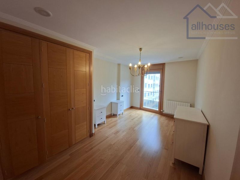 Foto a919f805-0036-4e45-afd8-ad119220d9e5. Rent flat with heating parking in Centro - Areal Vigo