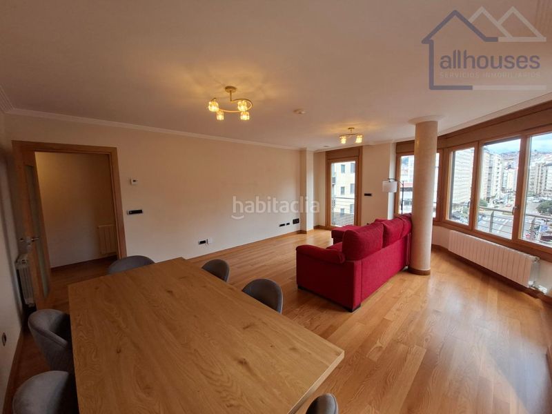 Foto bd43a455-b89d-4c55-92f0-098b246135db. Rent flat with heating parking in Centro - Areal Vigo