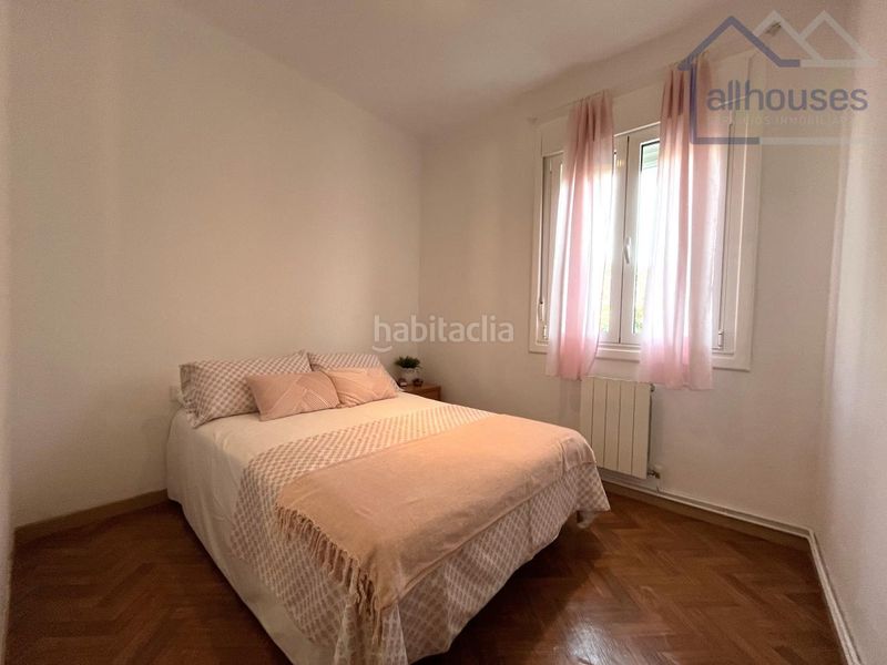 Foto 9cffe3c4-7e04-426c-95c4-414ec2b14f76. Casa a camino cotarela - Lavadores 13 a Lavadores Vigo